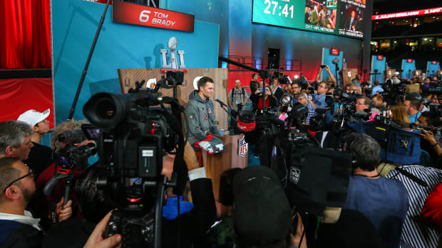 super-bowl-opening-night.jpg